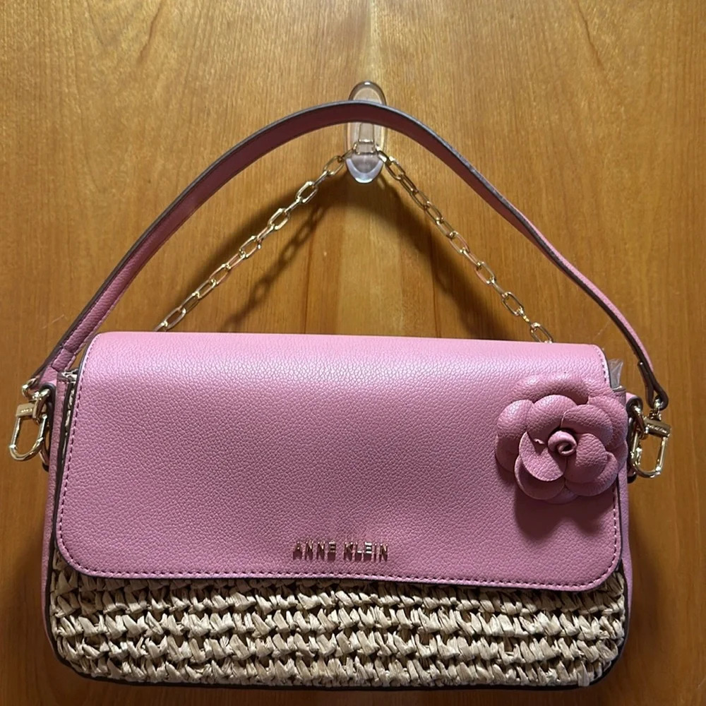 Anne Klein pink straw handbag
